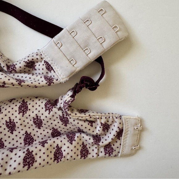 Victoria's Secret Bra Body By Victoria Lined Demi Cream Purple Paisley Sz 36D - Picture 6 of 10